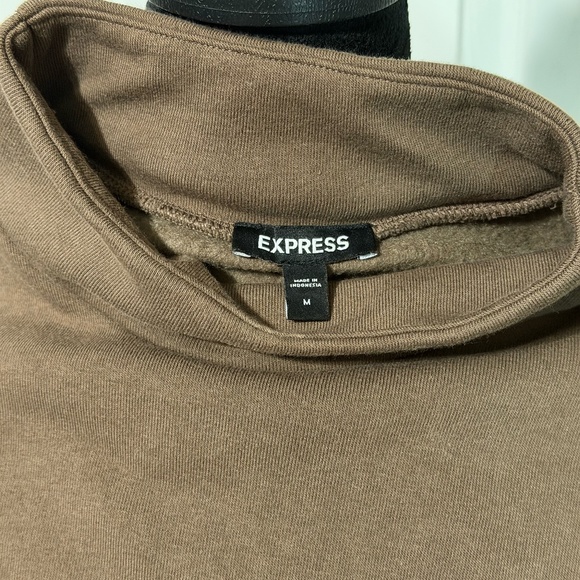 Express Brown turtle neck sweater - Picture 2 of 3